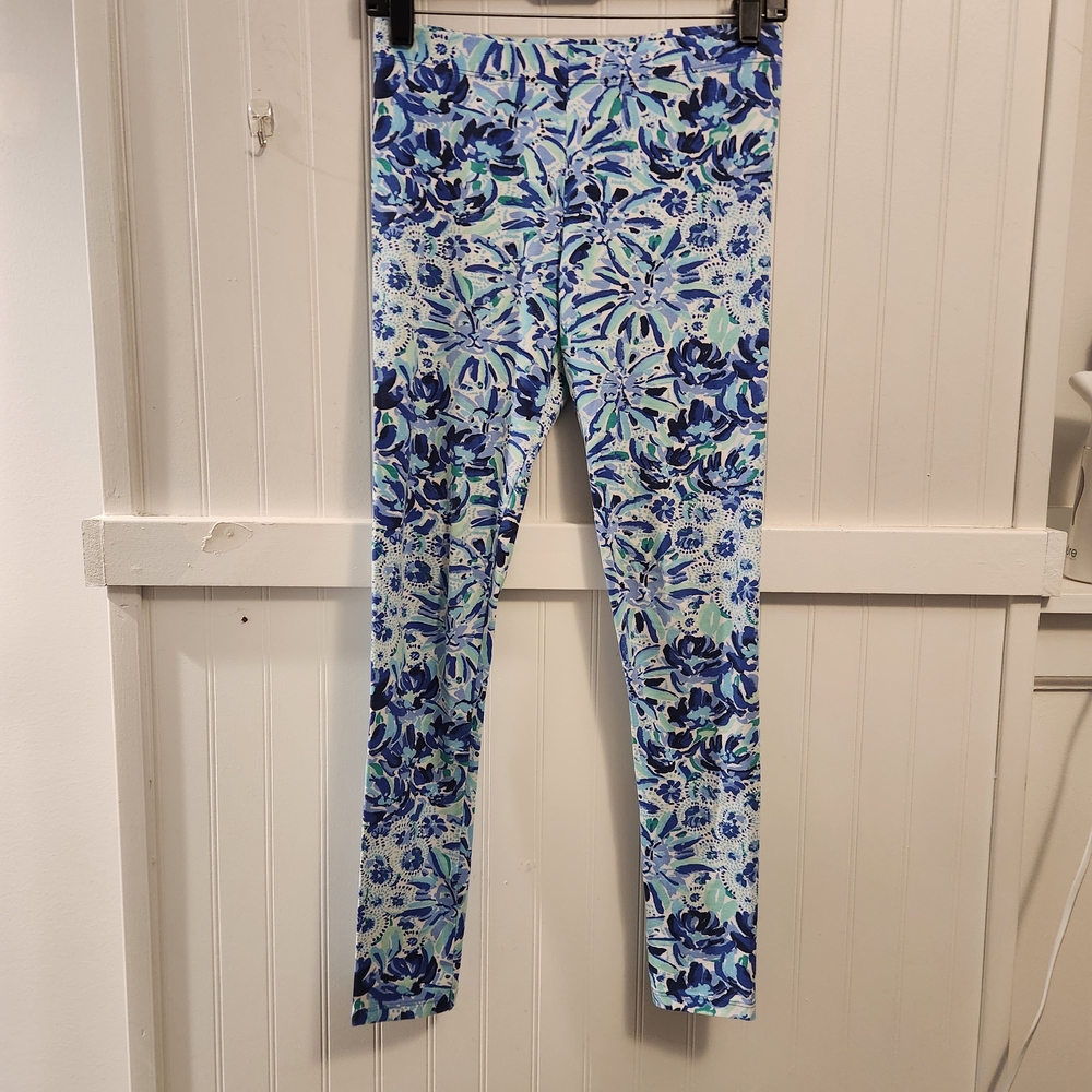 Lilly Pulitzer Kids Blue and Green Luxletic‎ Patterned Leggings Size XL